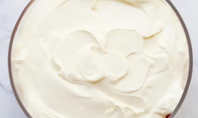 Cream cheese tub at Benny's Bagels Dallas TX